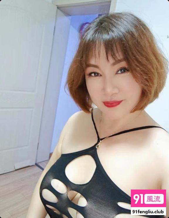 南昌短发巨乳熟女